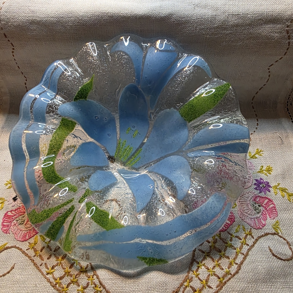 Vintage Sydenstricker fused art glass bowl "Morning Glory" Or "Iris" Design
